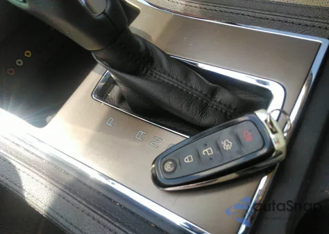 2011 Lincoln Mkx from USA, damaged, VIN 2LMDJ6JKXBBJ14865